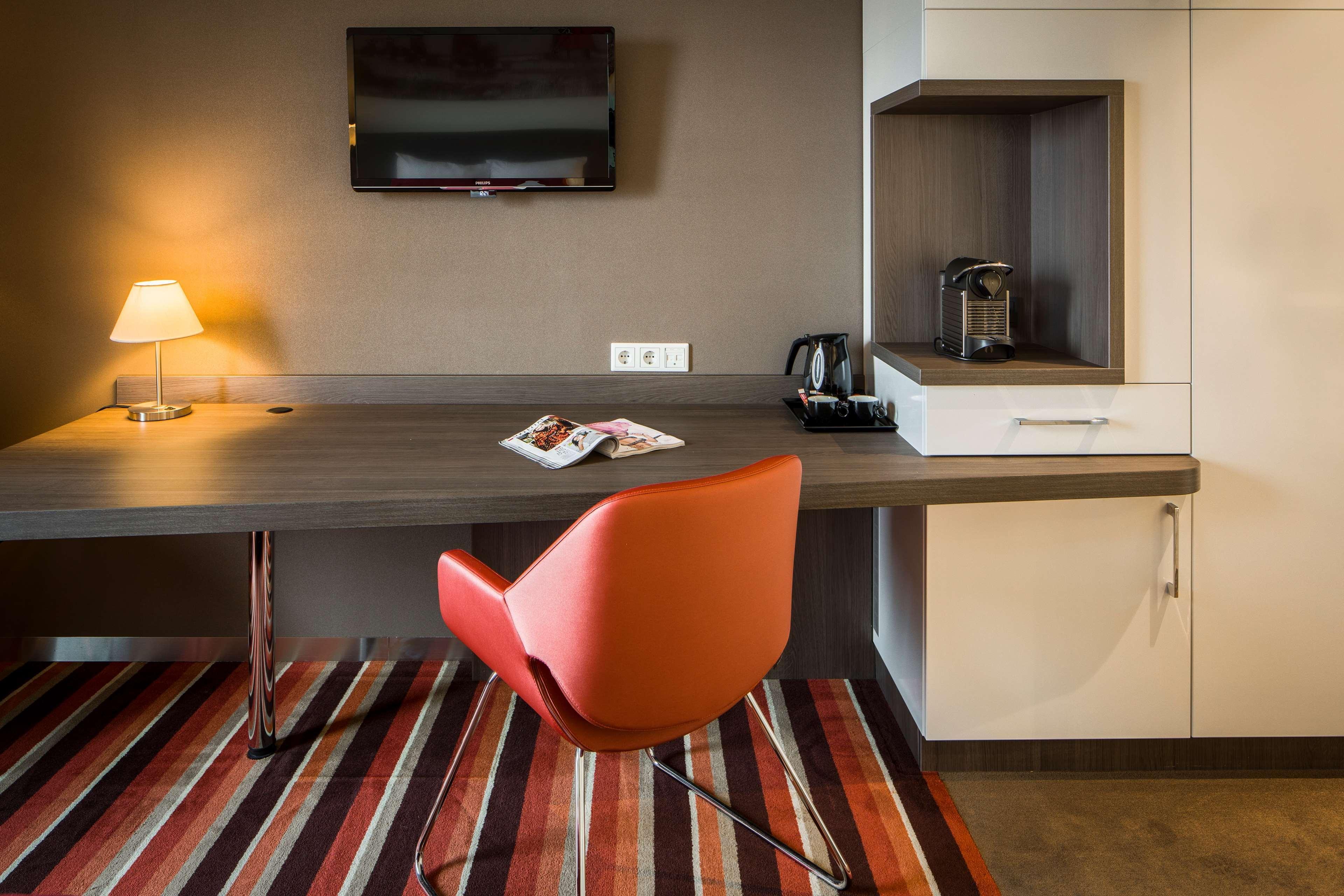 Best Western Plus La Corniche Тулон Екстер'єр фото
